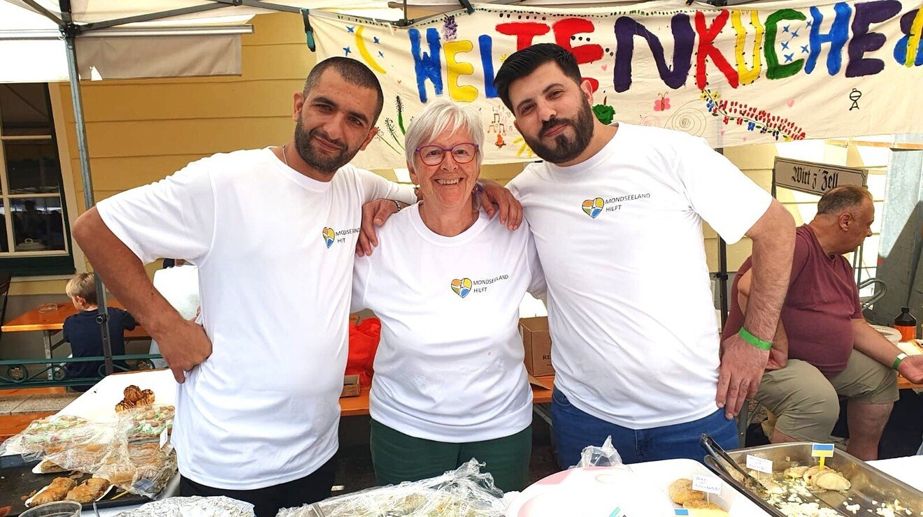 Integration über den Gaumen – Weltenküche beim Dorffest in Zell am Moos